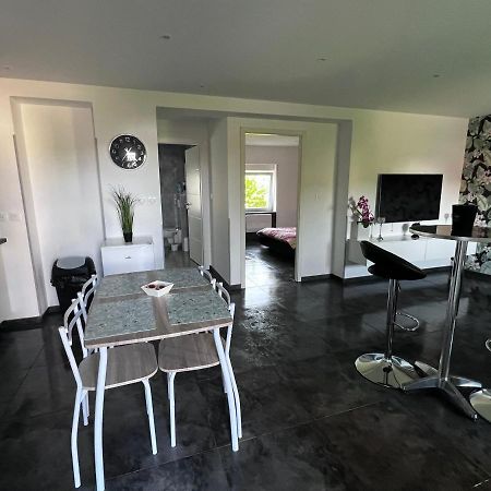 Superbe Appartement Danjoutin Buitenkant foto